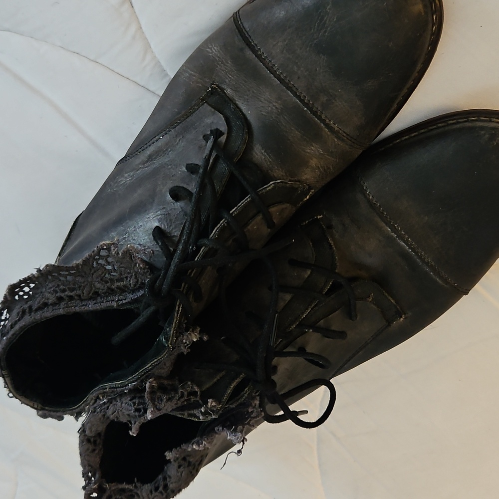 Free People Black Lined Shoe Interior with Script Logo